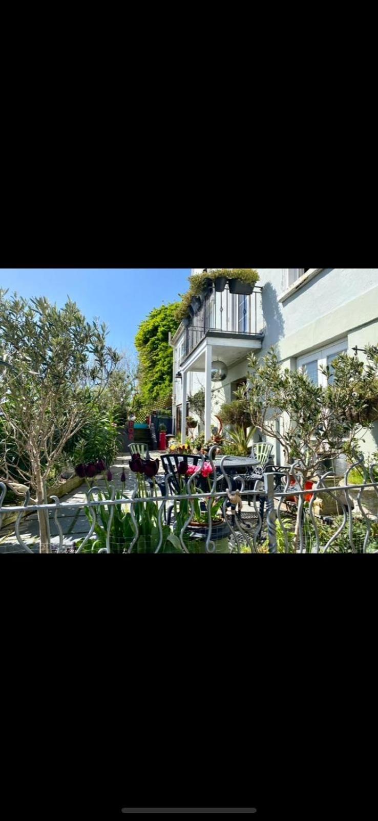 헤이스팅스 Pop Art Pad Heart Of Old Town With Parking! 아파트 외부 사진