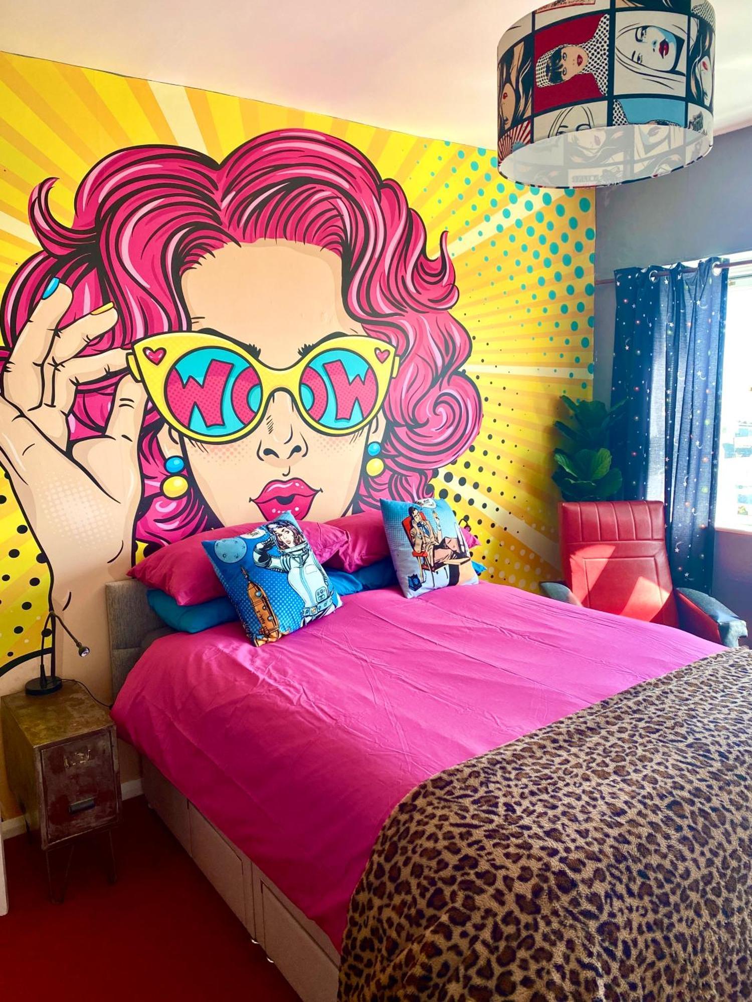 헤이스팅스 Pop Art Pad Heart Of Old Town With Parking! 아파트 외부 사진